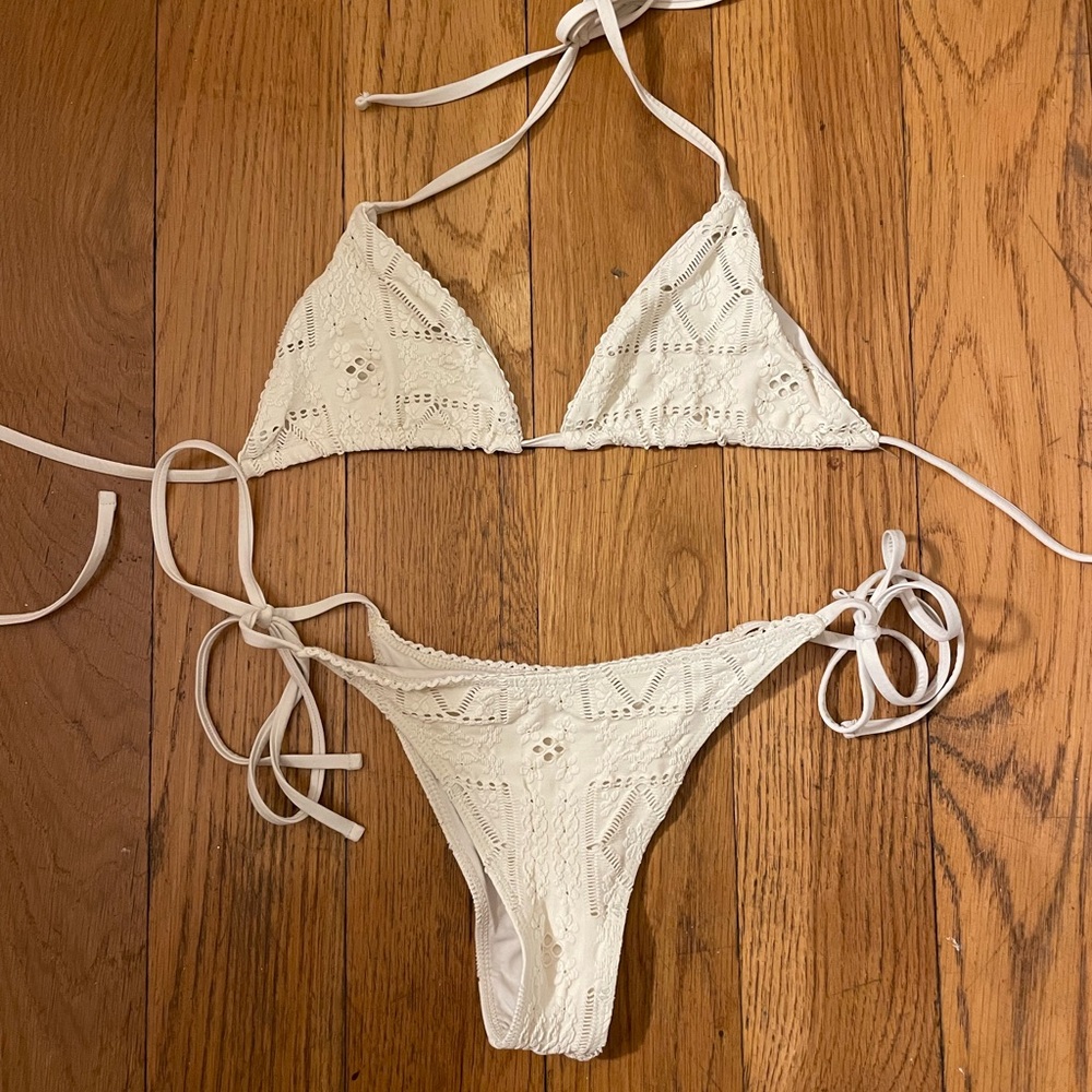 Frankie’s Bikini